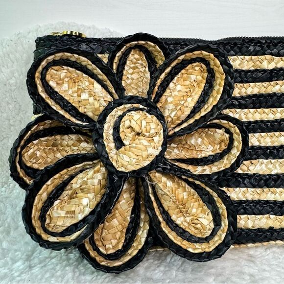 MudPie Clutch Flower Handbag Natural Woven Wheat Straw black Gold Accent Stripes - Picture 5 of 16